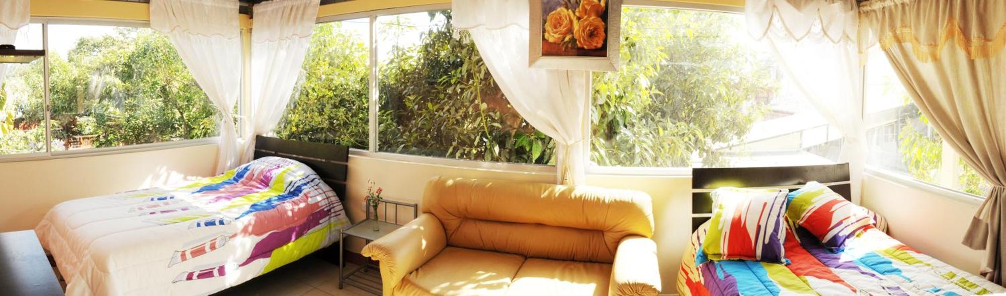 Hostal El Parque Tababela Rum bild